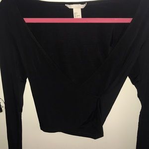 H AND M CRISS CROSS CROP TOP